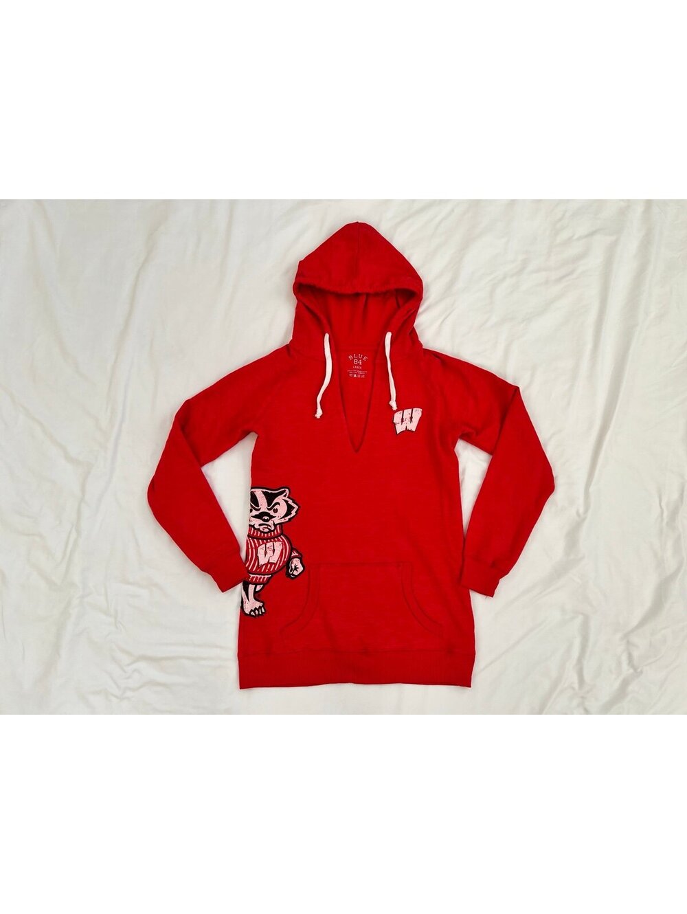 Blue 84 women’s size large red University of WI Badger v neck pullover hoodie